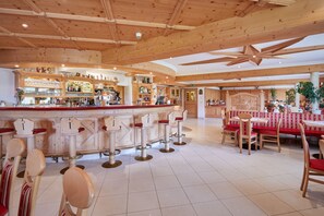 Bar (in der Unterkunft)