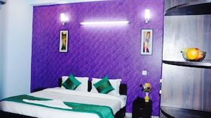 Rollaway beds, free WiFi