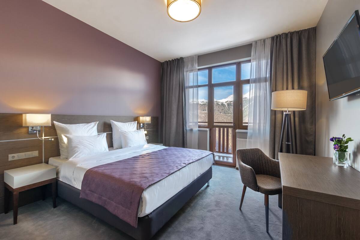 Grand Double Room, Balcony, Mountain View | In-room safe, desk, iron/ironing board, free WiFi