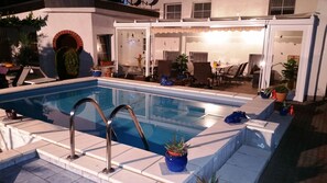 Front of property - evening/night - Pension Münch - Am Anger (Nuenchritz)