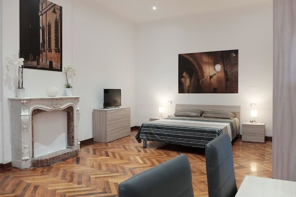 Junior Suite, Garden View | 1 bedroom, desk, free WiFi, bed sheets