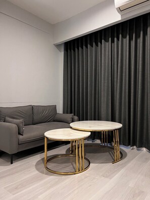 Luxury Room, Non Smoking | Living area | 55-inch Smart TV with cable channels, TV - Berich Hotel (Tak)