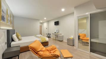 Super Deluxe Room, 1 King Bed | Free WiFi, bed sheets