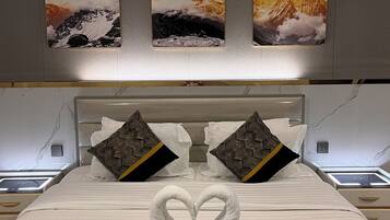 Luxury Room, Non Smoking | Free WiFi, bed sheets