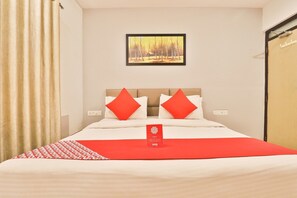 Deluxe Double Room, 1 Double Bed, Non Smoking | Premium bedding, rollaway beds, free WiFi - Hotel Legend by Sky stays (Mumbai)