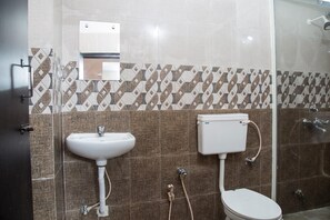 Shower, rainfall showerhead