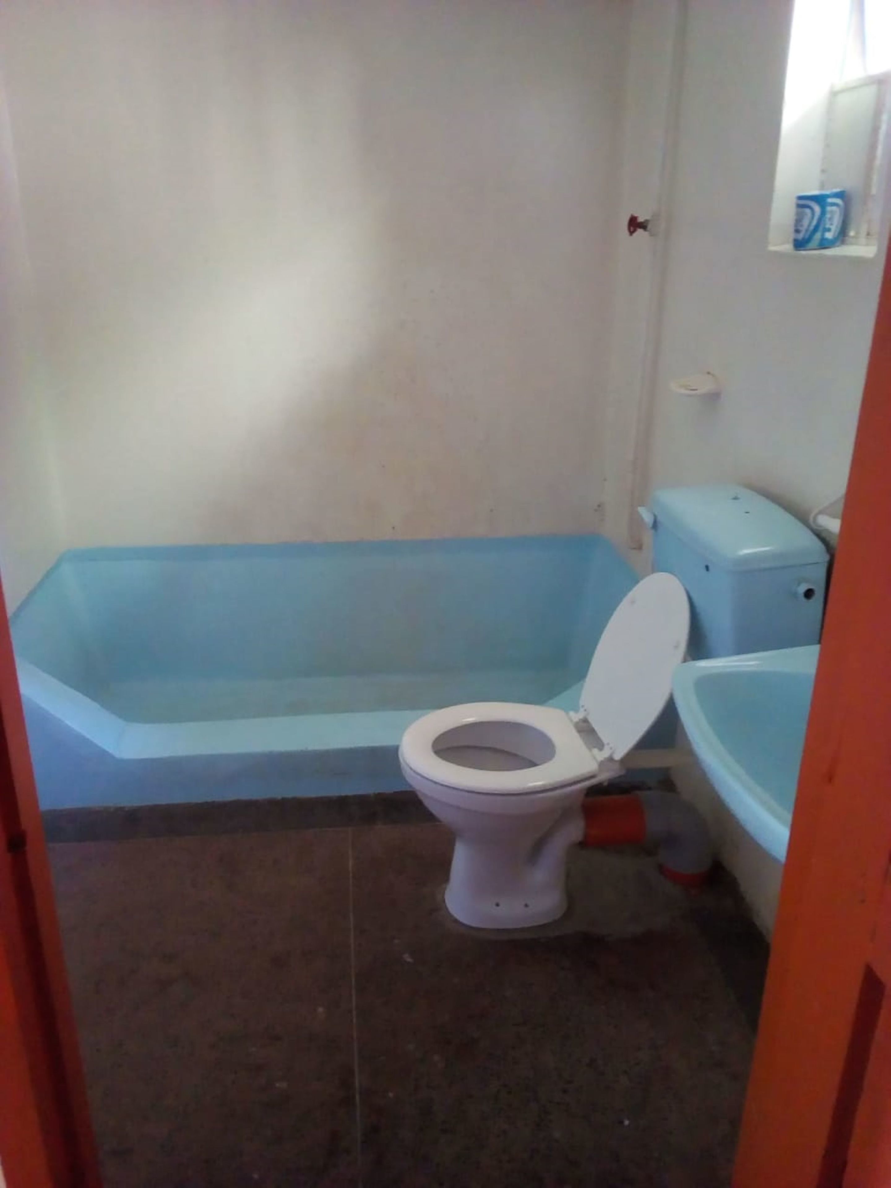 standard triple room, 3 single beds | bathroom | shower, free toiletries, slippers, towels