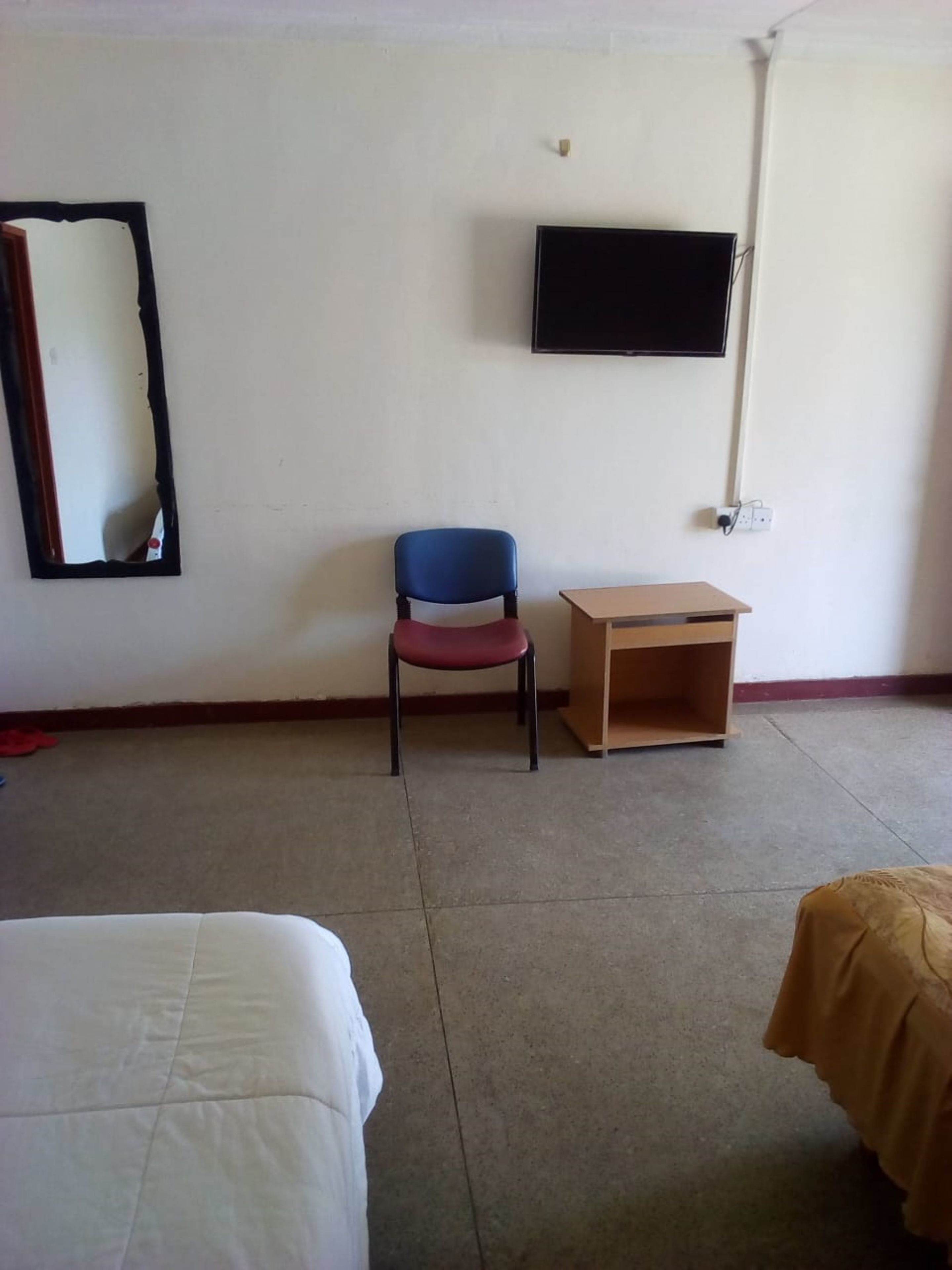 standard double room, 1 double bed | living area | lcd tv