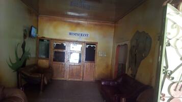 Breakfast, lunch, dinner served; local cuisine