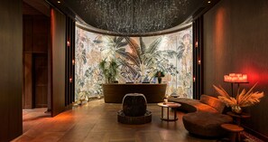 Couples treatment rooms, sauna, hot tub, steam room, Turkish bath