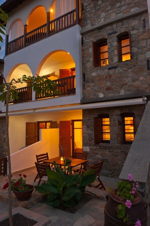 Front of property - evening/night - Sofia's House (Sithonia)