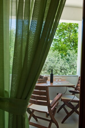 Estudio familiar | Balcón