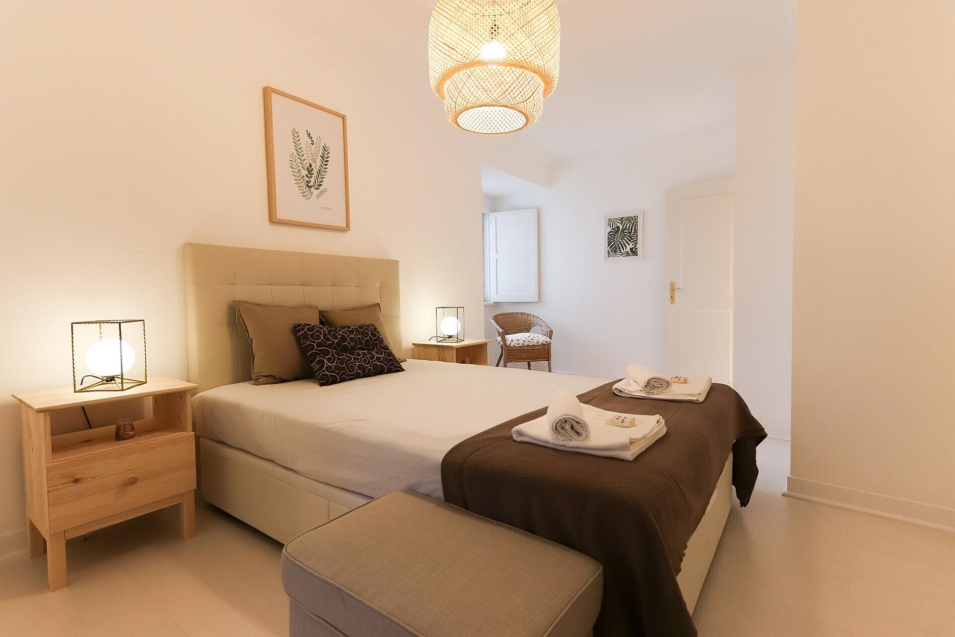 2 chambres, rideaux occultants, fer et planche à repasser, Wi-Fi gratuit