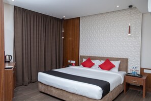 Standard Double or Twin Room, Smoking
