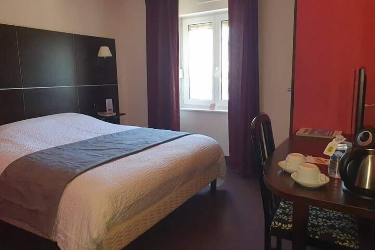 Comfort Double Room, Non Smoking | Desk, soundproofing, WiFi (free), individually decorated