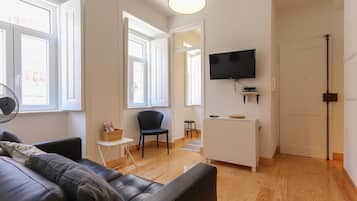 3 slaapkamers, een strijkplank/strijkijzer, gratis wifi, beddengoed