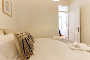 3 camere, ferro/asse da stiro, Wi-Fi gratuito, lenzuola