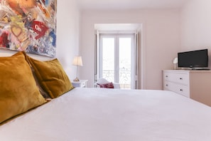 Apartment, 1 Bedroom, Kitchen | 1 bedroom, iron/ironing board, free WiFi, bed sheets