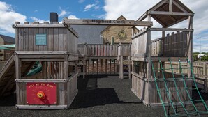 室外兒童遊樂區