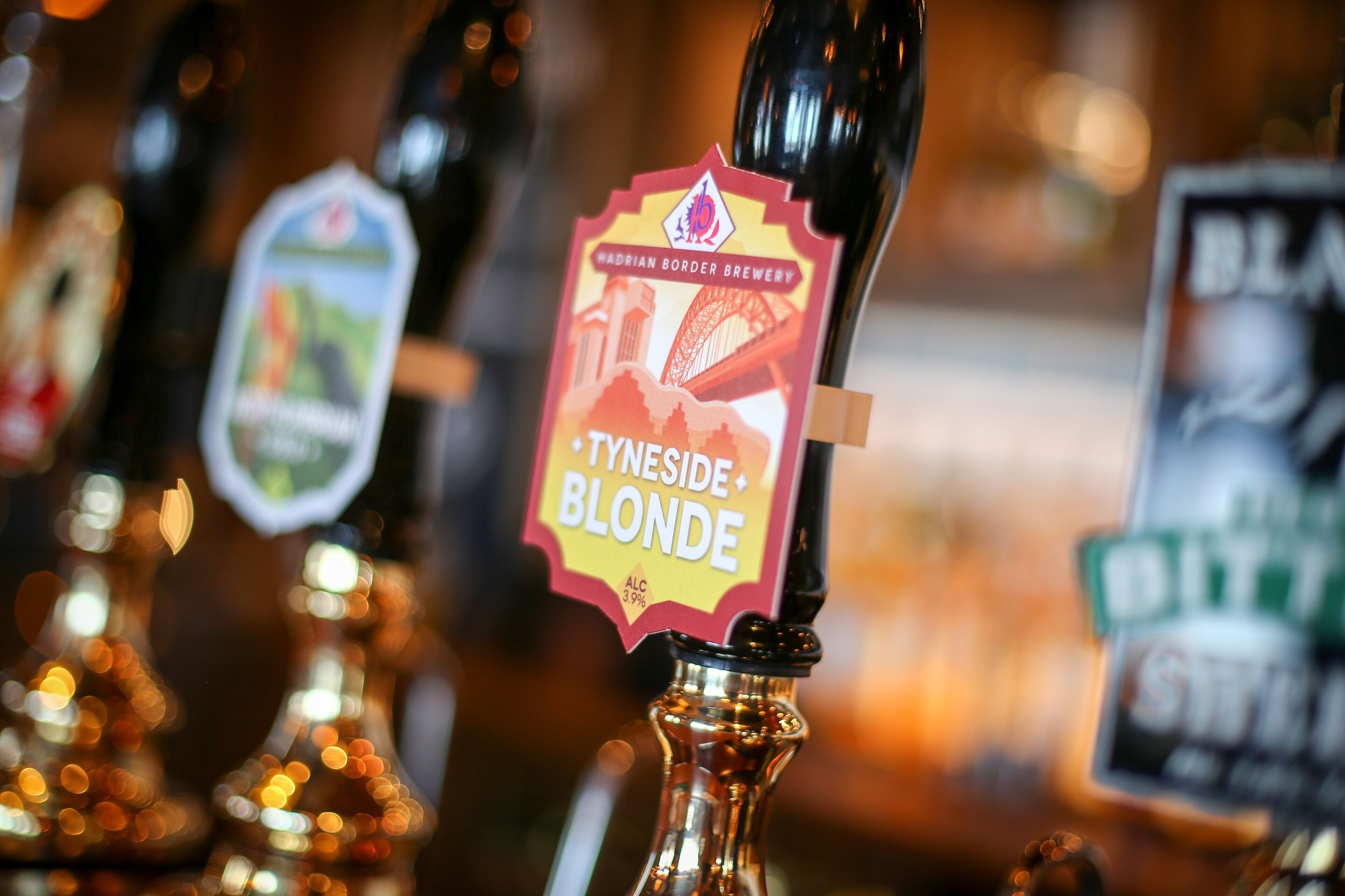 A tap labeled 'Tyneside Blonde' with a label indicating 3.9% alcohol content.