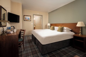 In-room safe, desk, iron/ironing board, free WiFi