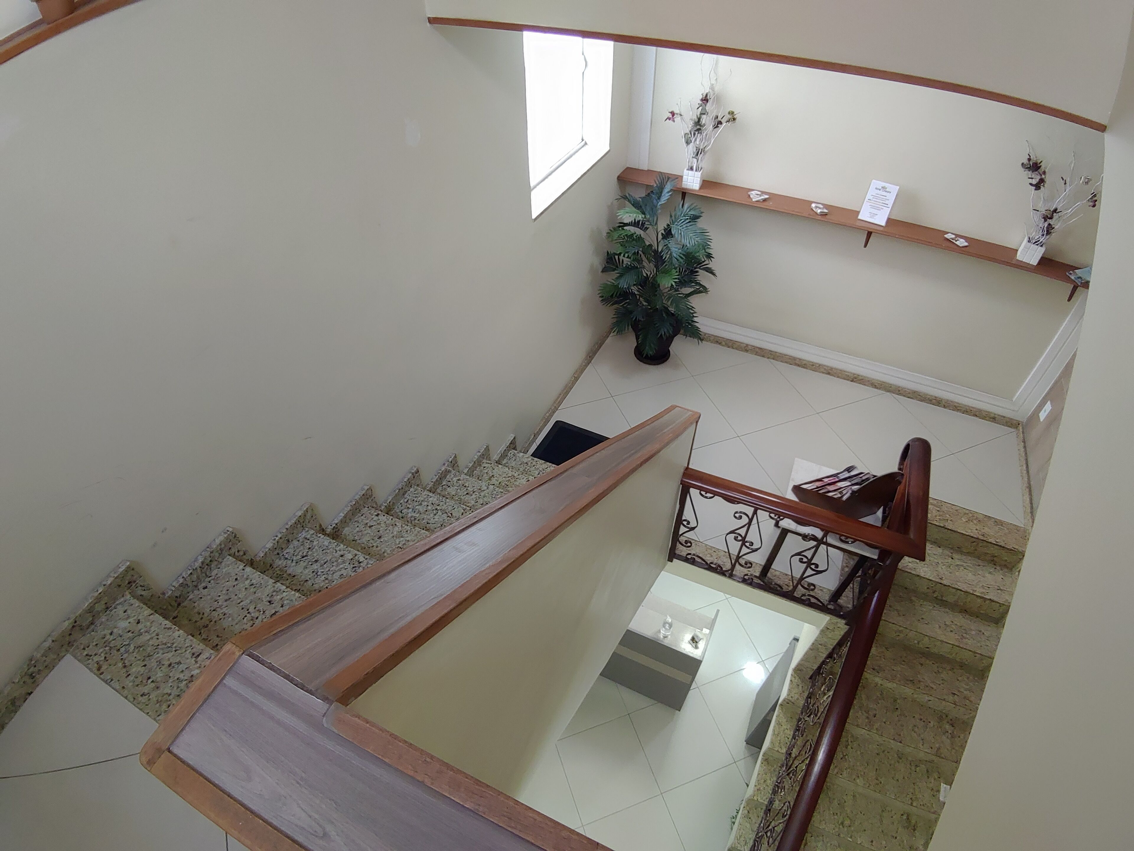 handrails in stairways