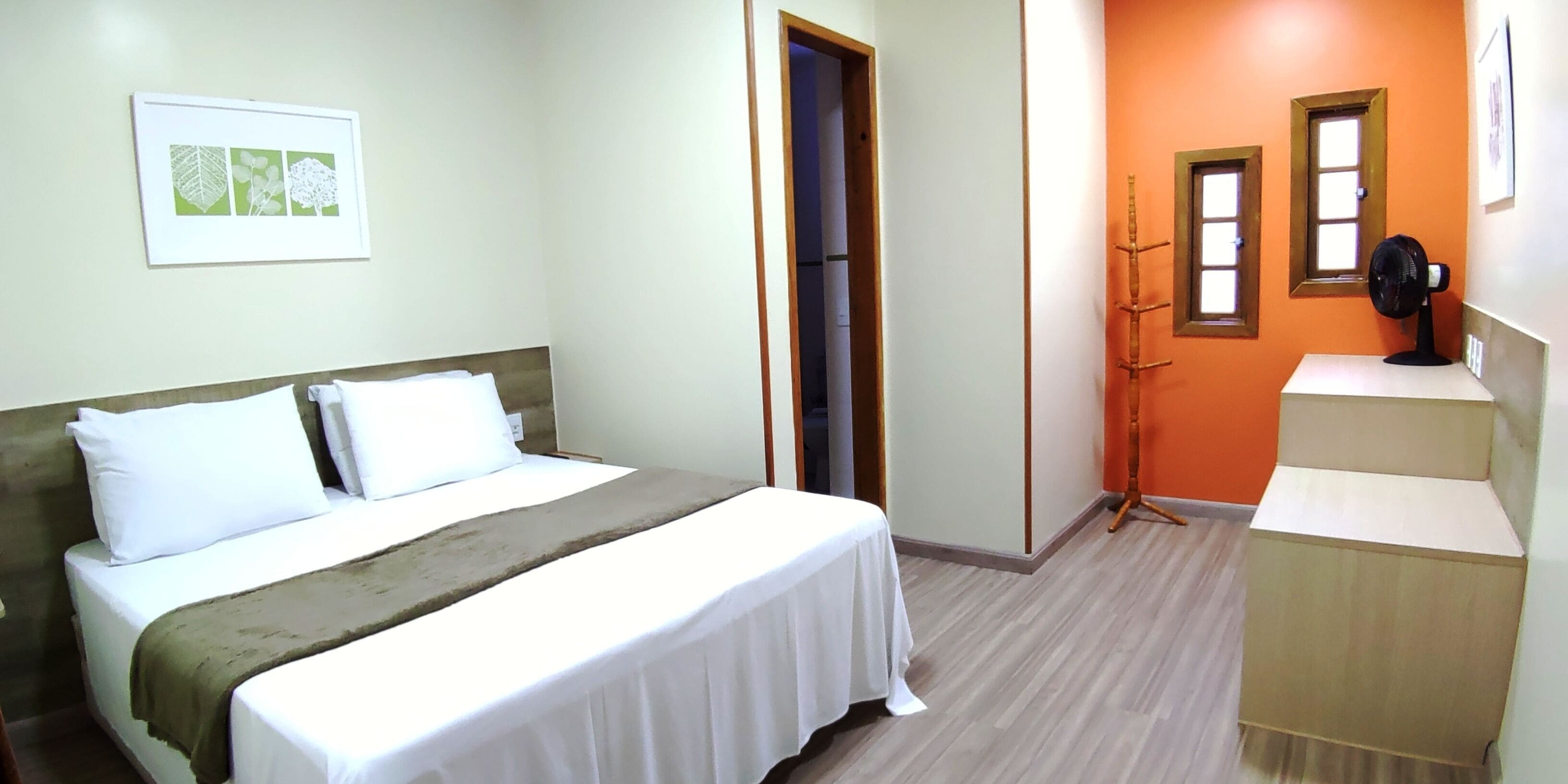 standard triple room | minibar, desk, free wifi, bed sheets