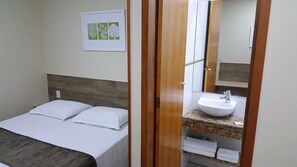 Minibar, desk, free WiFi, bed sheets