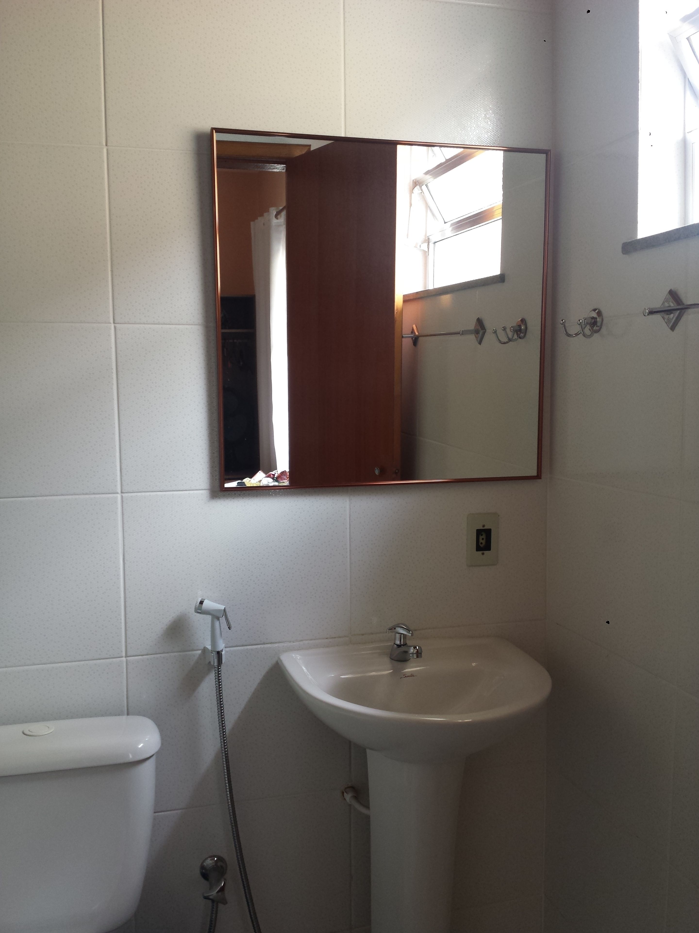 standard triple room | bathroom | shower, towels