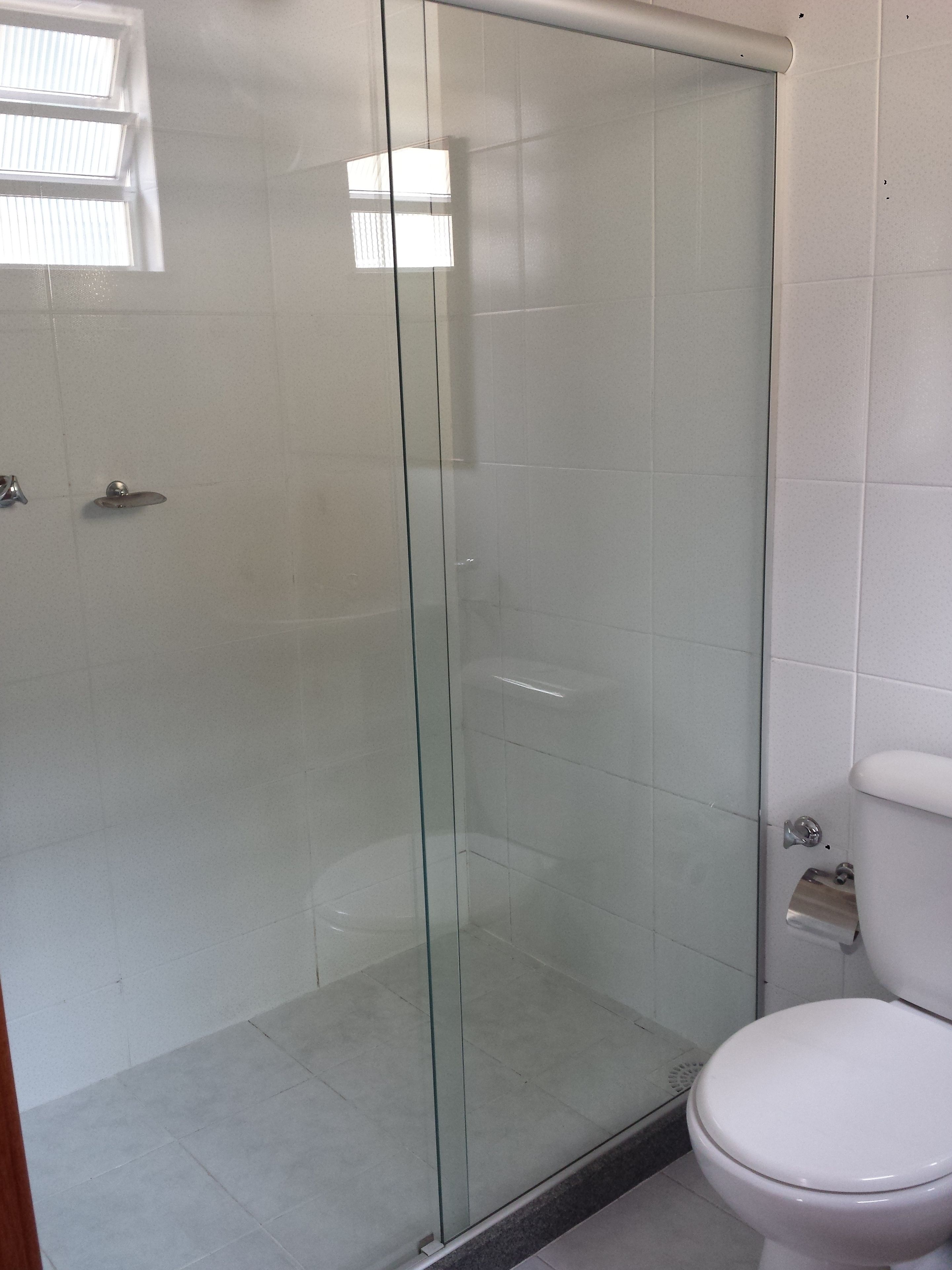 standard triple room | bathroom | shower, towels