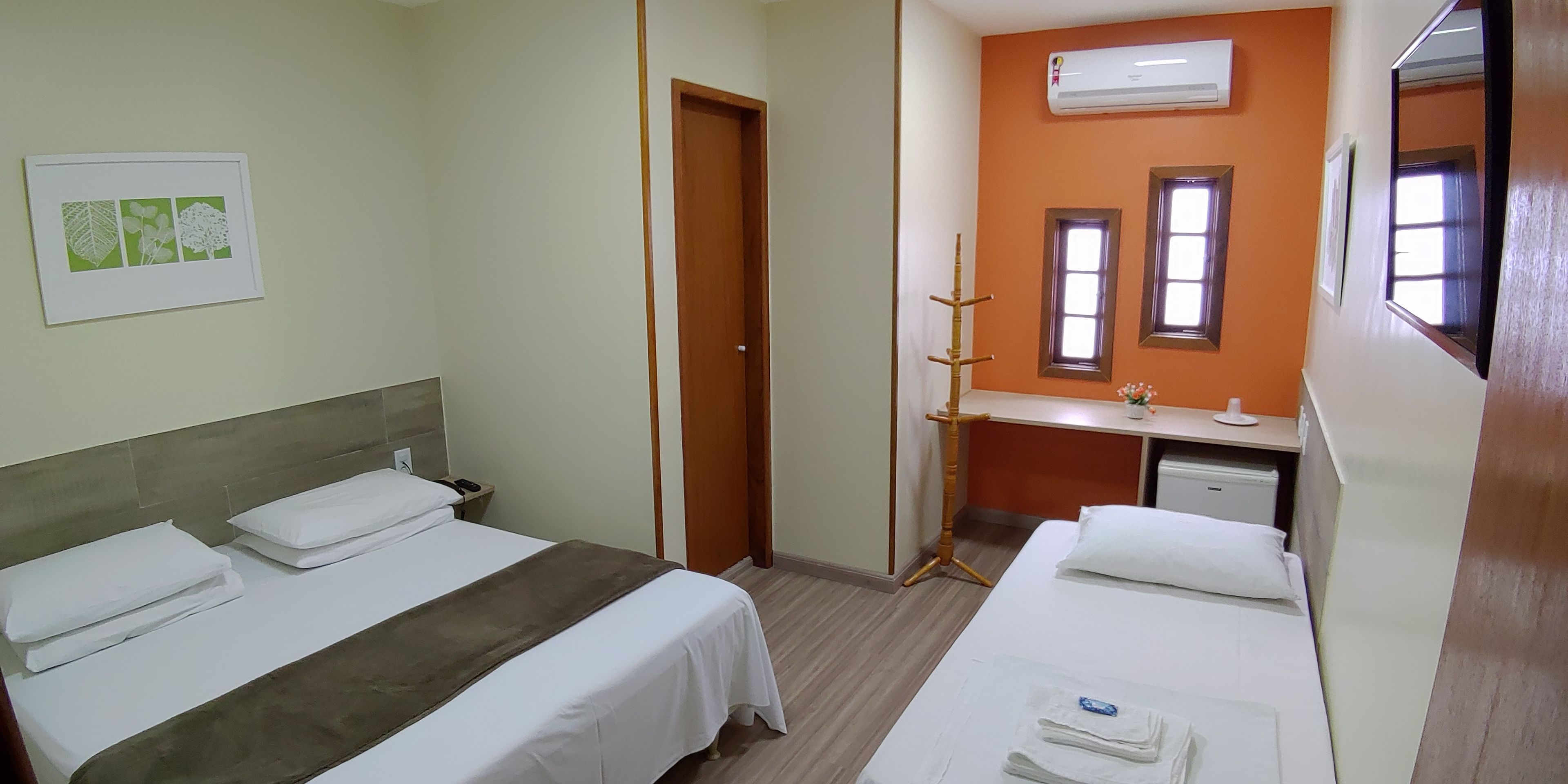 standard triple room | minibar, desk, free wifi, bed sheets