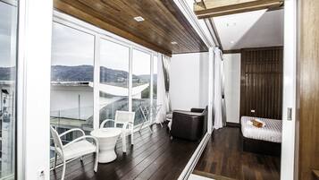 Standard Apartment, 2 Bedrooms, Non Smoking | Balcony