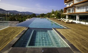 Outdoor pool - Q Kata Residence (Karon)