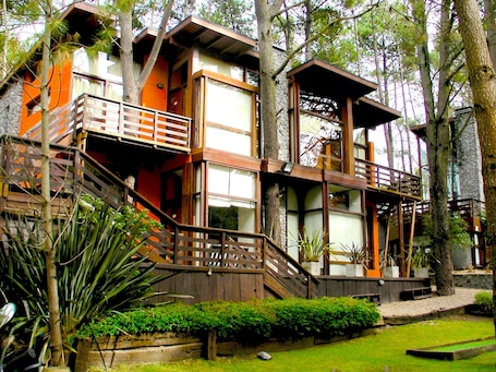 Front of property. Altos Medanos - Cabañas y Club de Bosque
