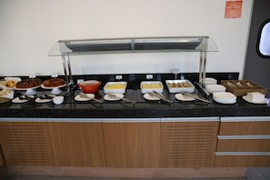 Free daily buffet breakfast