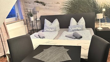Monolocale Basic, 1 camera da letto | 1 camera, ferro/asse da stiro, Wi-Fi gratuito, lenzuola