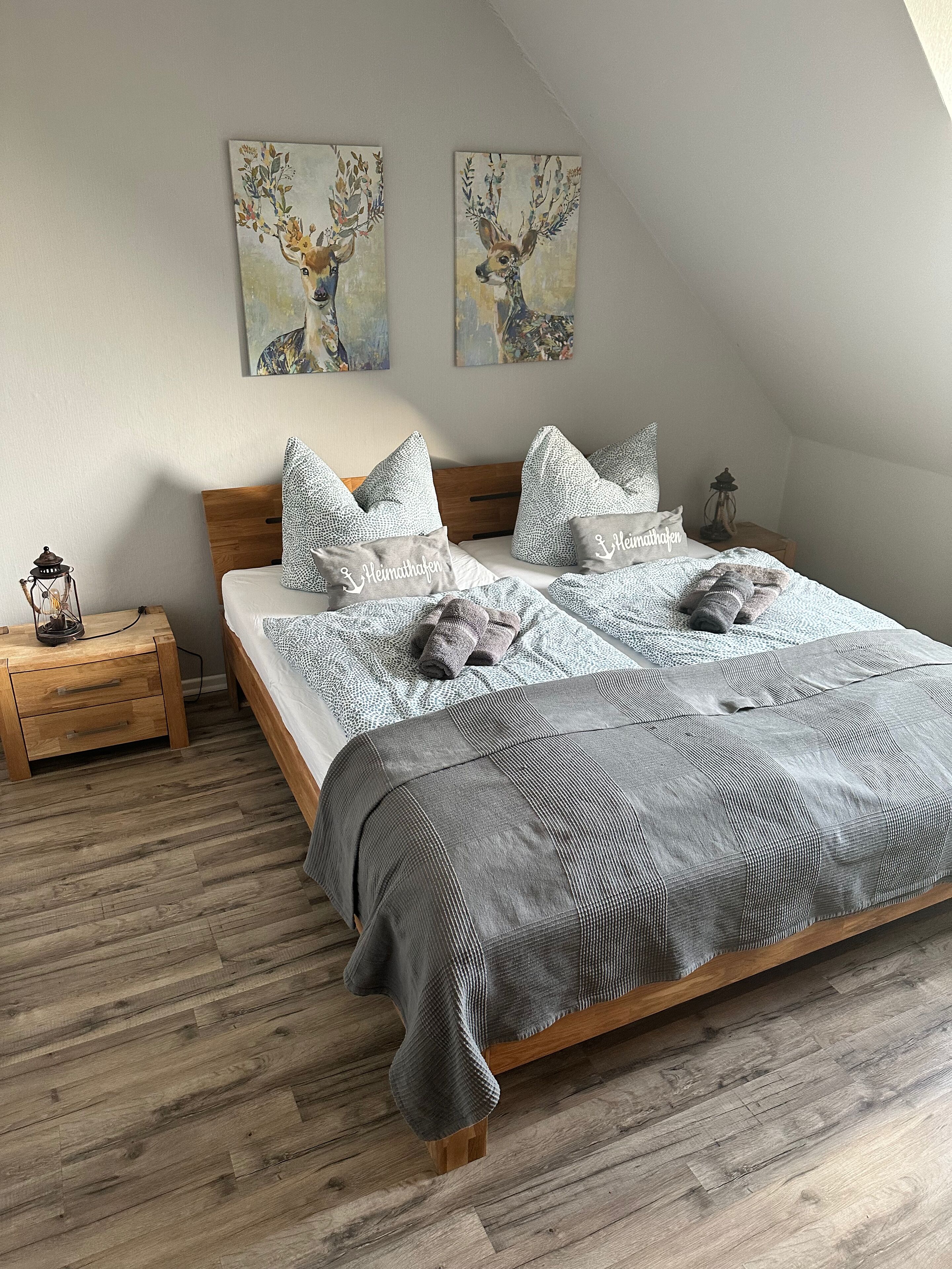Comfort Apartment | Iron/ironing board (on request), WiFi (free), bed sheets