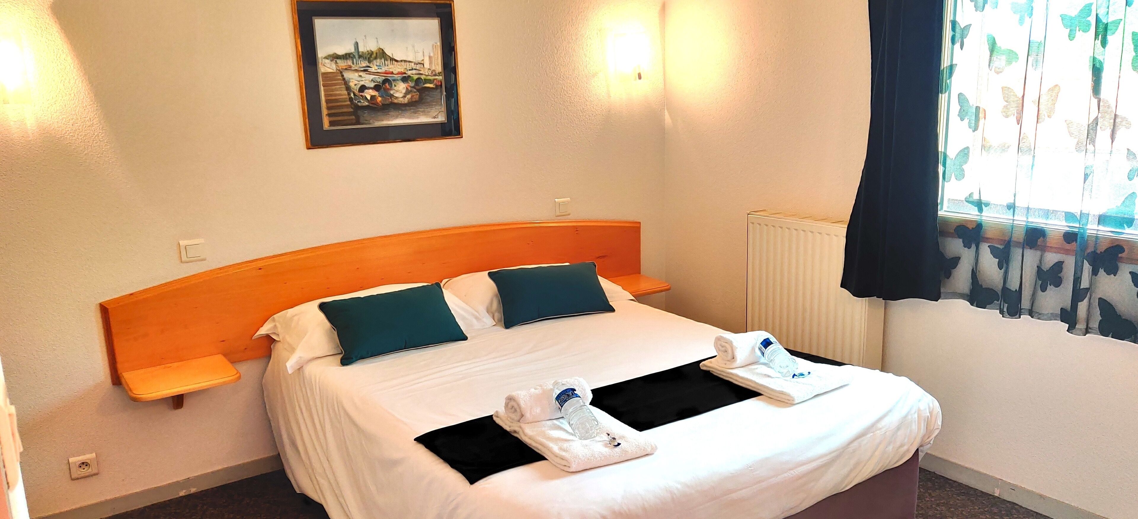 standard double room, 1 double bed | individually decorated, individually furnished, desk, blackout curtains