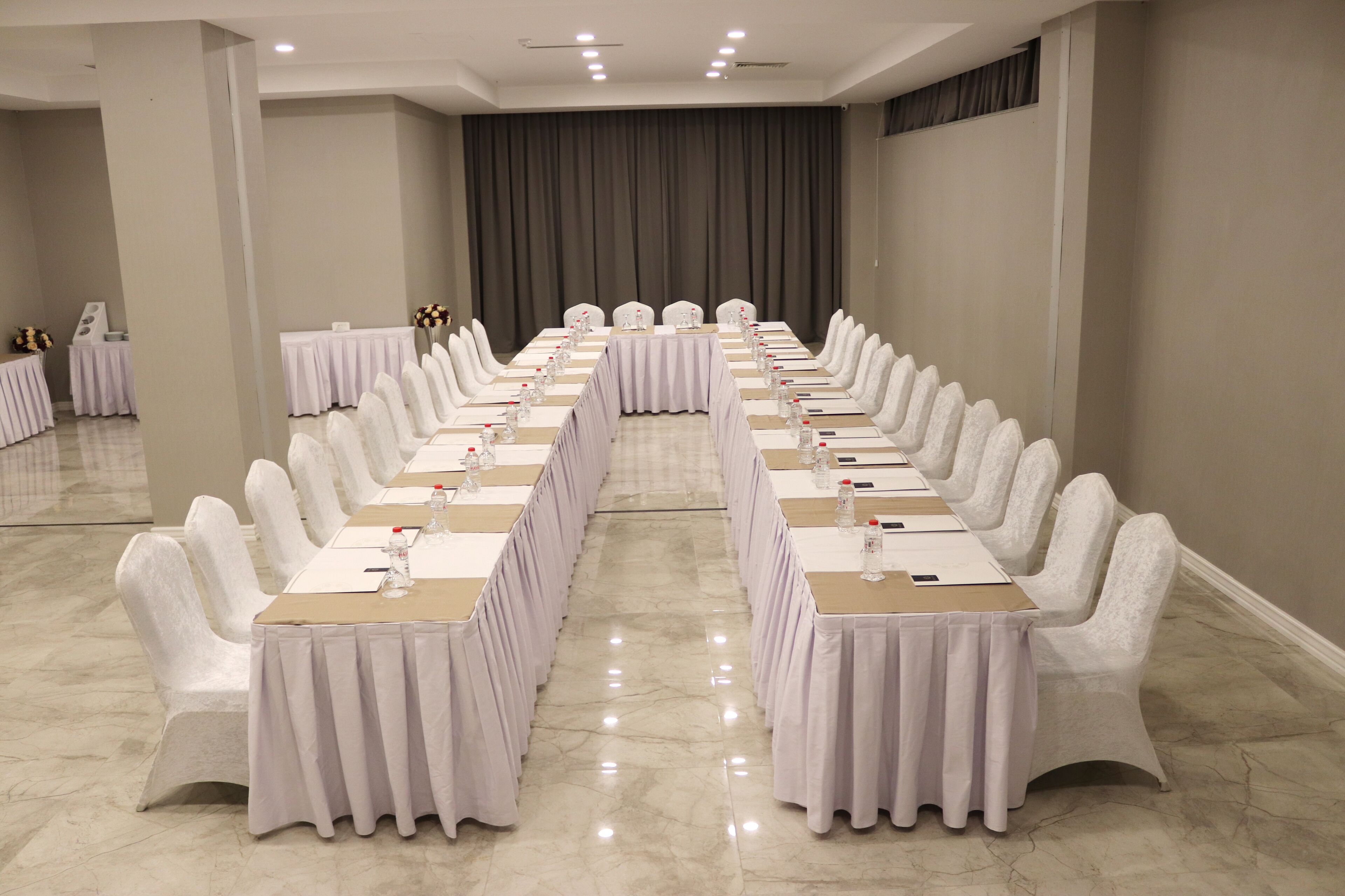 Khu phòng họp