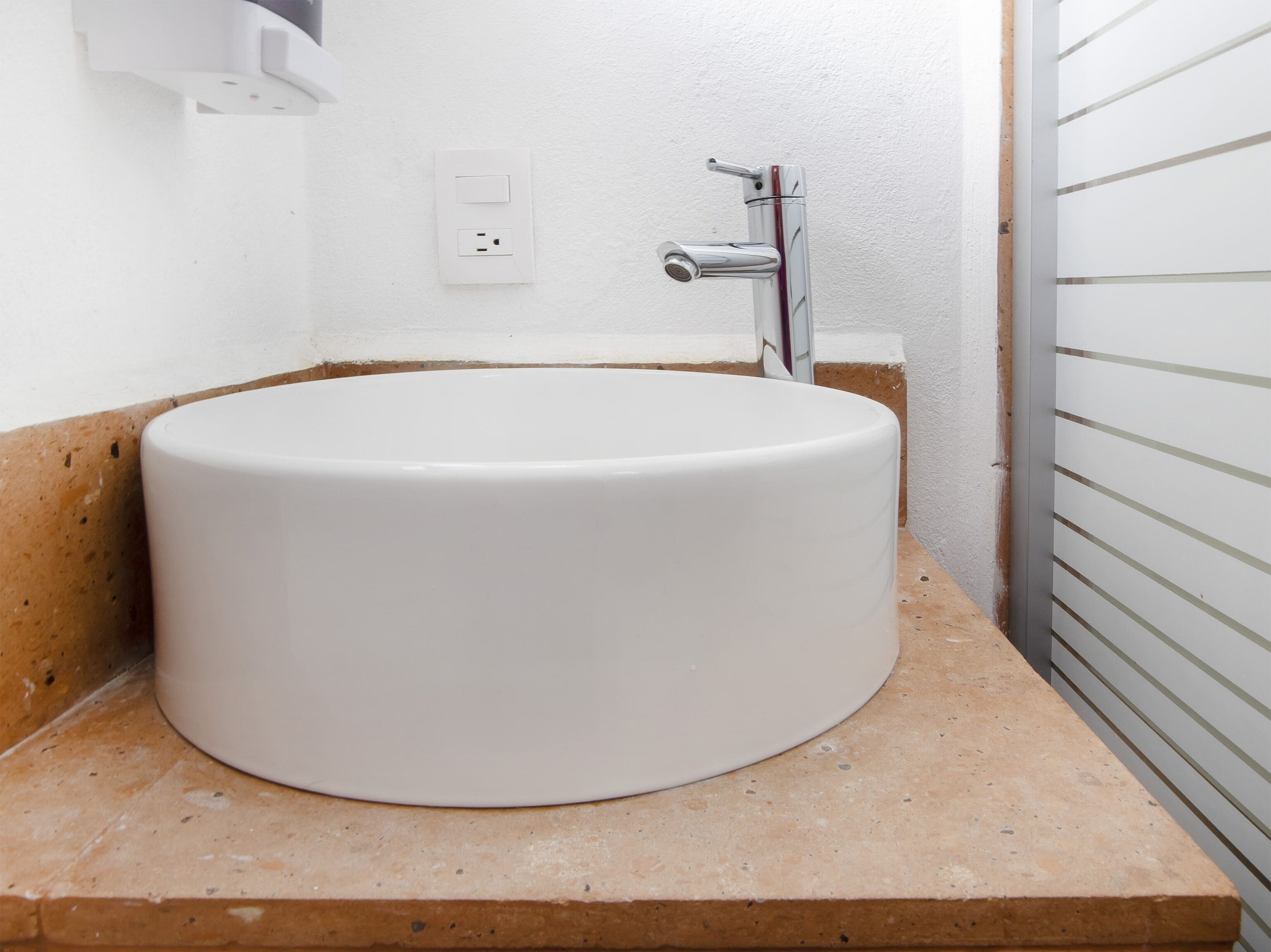 standard room | bathroom | shower, free toiletries, towels, soap