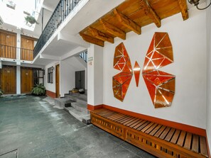 Pintu masuk interior