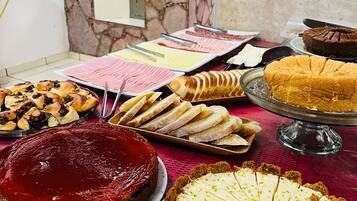 Free daily full breakfast