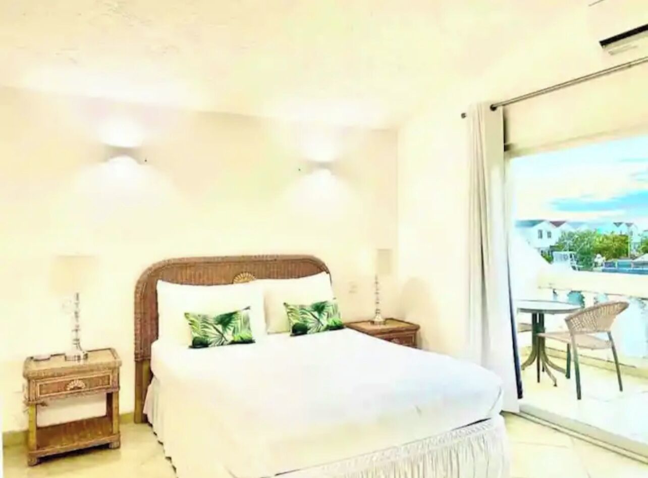 Luxury Townhome, Multiple Beds, Non Smoking | 2 bedrooms, in-room safe, individually decorated, individually furnished