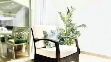 Luxury Townhome, Berbilang Katil, Non Smoking | 2 bilik tidur, peti besi dalam bilik, dihias secara berasingan