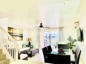 Luxury Townhome, Multiple Beds, Non Smoking | 2 bedrooms, in-room safe, individually decorated, individually furnished - Villa Marietta (Jolly Harbour)