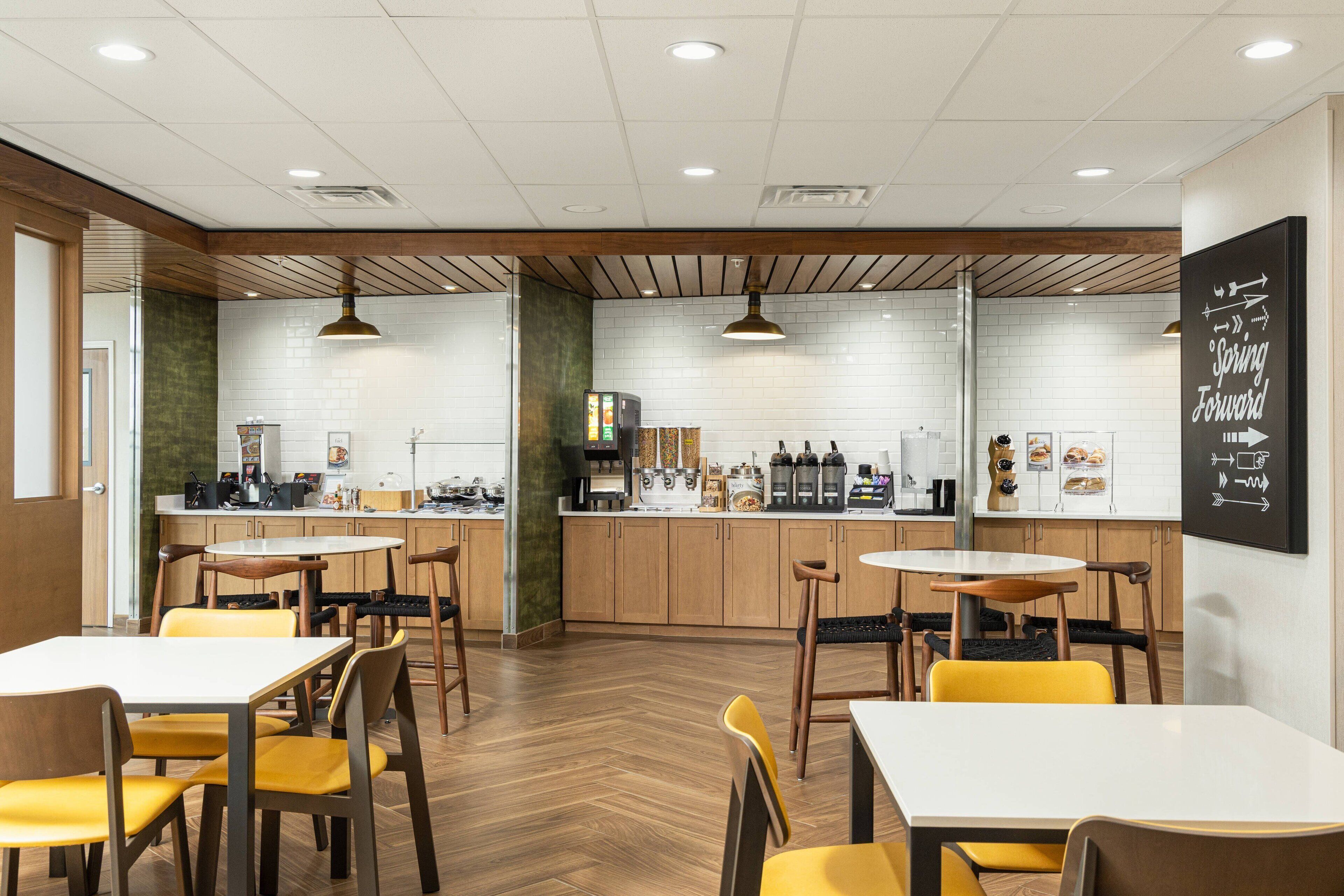 free daily continental breakfast