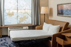 Suite, 1 King Bed, Non Smoking | Desk, iron/ironing board, free WiFi