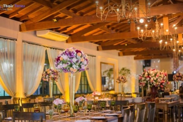 Instal·lacions cobertes per a la celebració de casaments