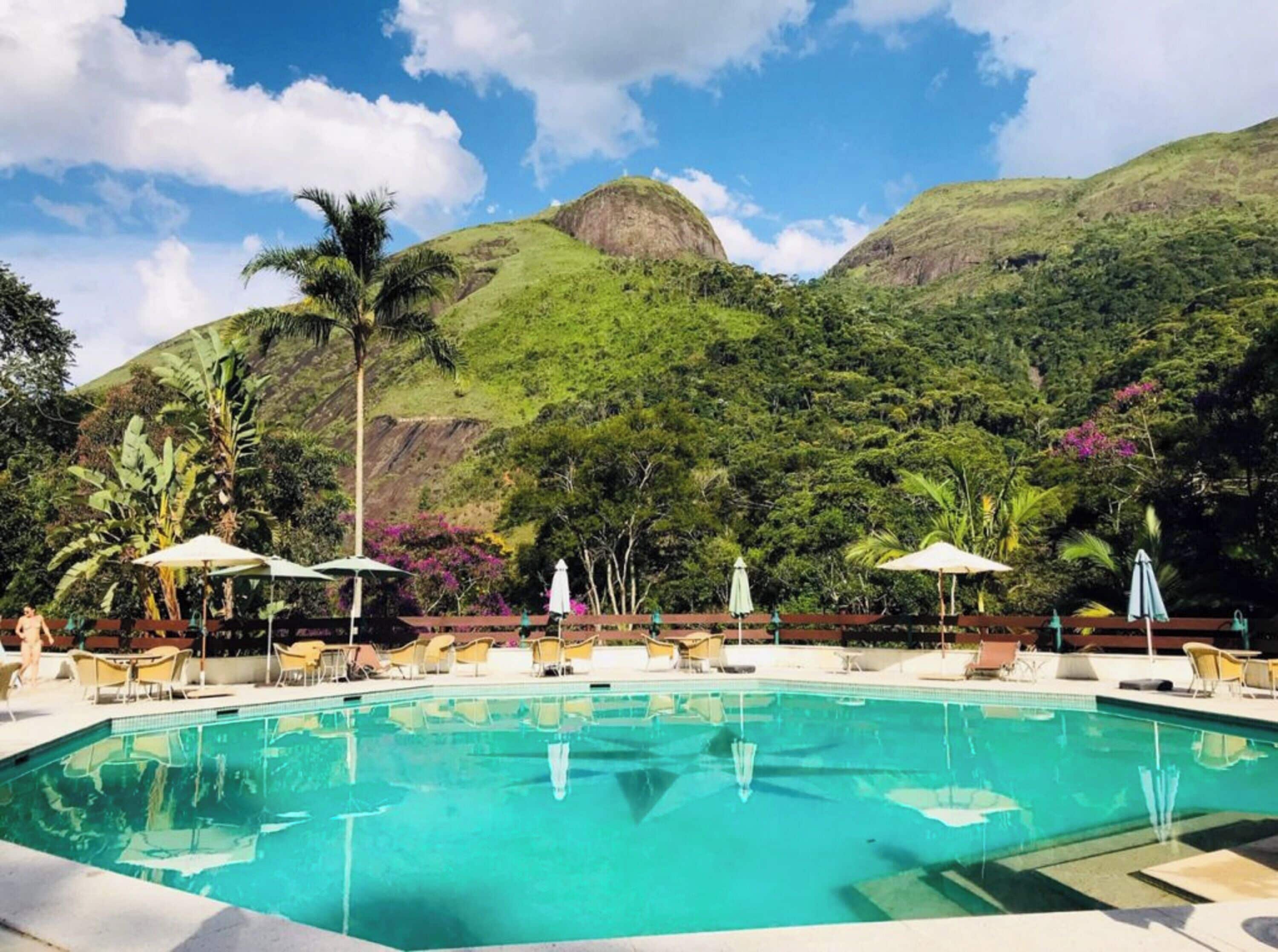 Indendørs pool, udendørs pool, liggestole