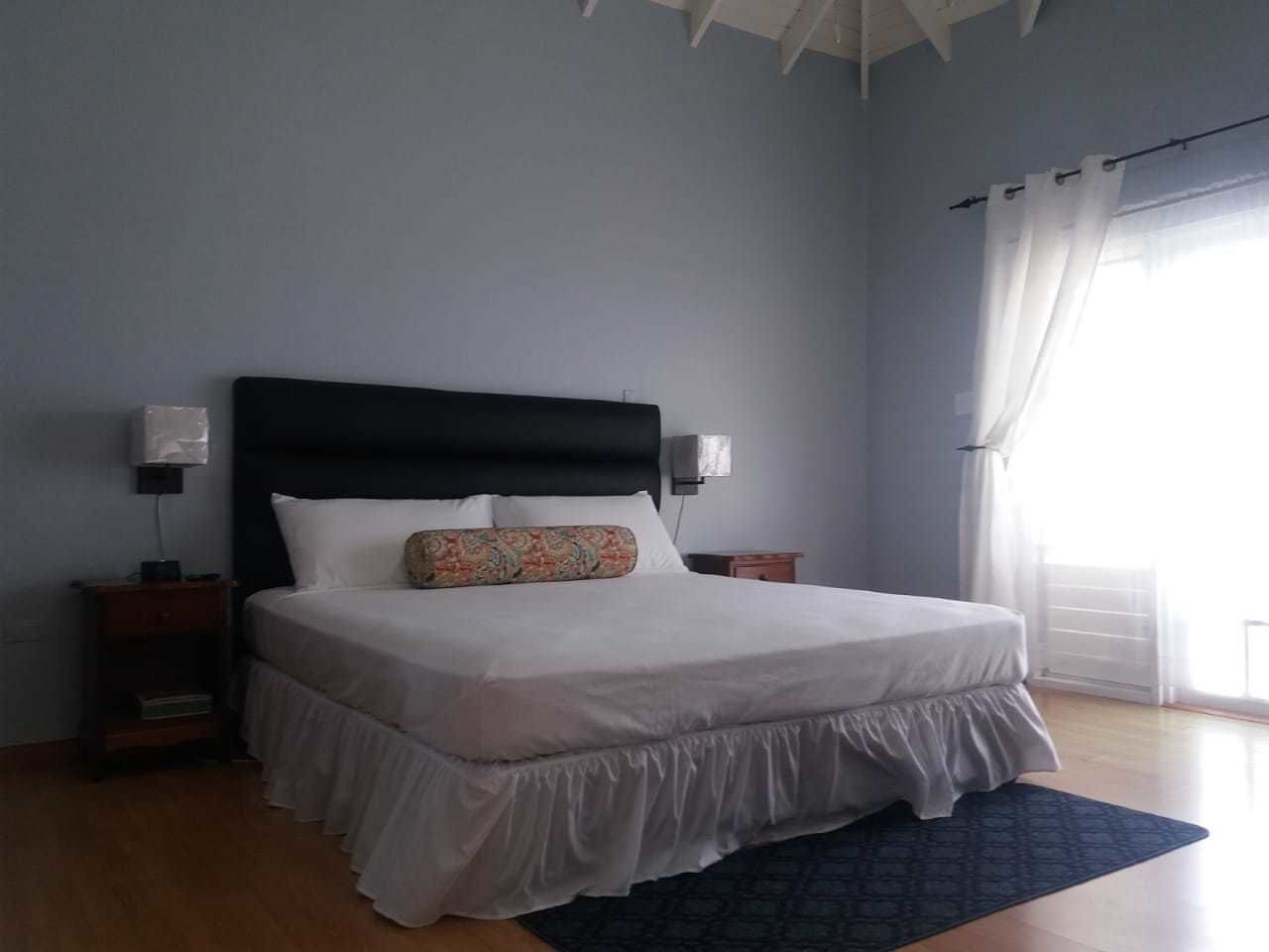 Studio Chateau - Manor Park, Kingston 8